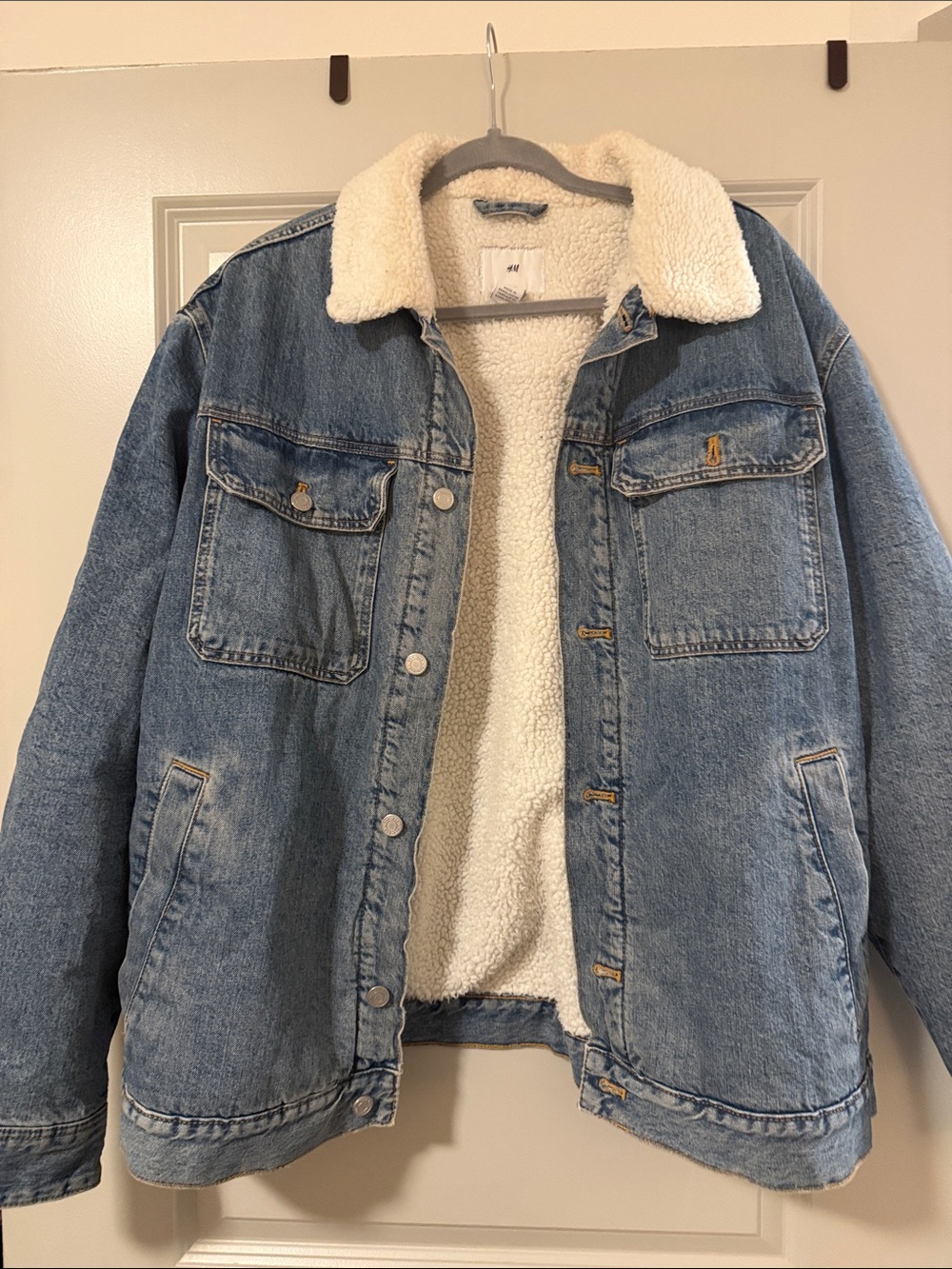 H&M Light Blue Denim Jacket with Cream Sherpa Lining